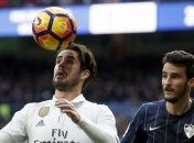 Полузащитник "Реала" летом не сможет перейти в "Барселону"