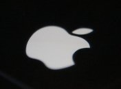 Apple почне створювати прозорі iPhone повністю зі скла