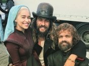 Звезды "Игры престолов" делятся старыми снимками и видео со съемок сериала