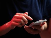 Виробивши звичку відключати деякі функції, можна значно продовжити термін служби батареї