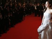 Марион Котийяр сыграет главную роль в фильме "Каменная болезнь"