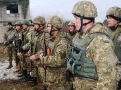 В марте украинским военным повысили зарплаты: кому и на сколько 