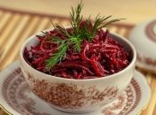 Закуска з буряка – дуже просто, а головне – смачно