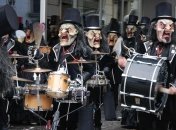 Один из самых веселых уличных фестивалей Европы: карнавал в Люцерне (Фото)