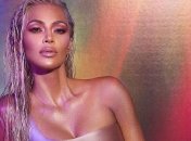 Медики запретили Ким Кардашян делать селфи