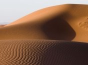 Звуки поющей дюны воспроизвели в лаборатории