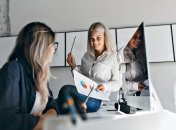 Поздравьте пиарщика с его профессиональным праздником 28 июля