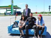 Диван на колесах