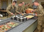 Коронавирус: в ОПУ готовятся к возможным проблемам с питанием в воинских частях 