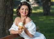 Самая поющая ведущая порадовала новым селфи и удивила стихом