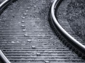 Товарняк в Румынии смял легковушку с мужчиной и тремя женщинами