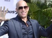 48-летний Вин Дизель похвастался спортивной фигурой