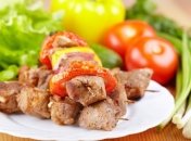 Маринад для шашлыка: 3 проверенных рецепта