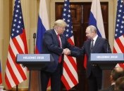 Трамп резко ответил на вопрос о теме беседы с Путиным: Не ваше дело (Видео)