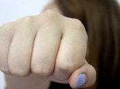 Самосуд над школьницей: в Белой Церкви сняли избиение 13-летней девочки (видео 18+)