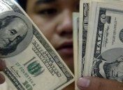 Замкнутыми и эгоистичными делают людей мысли о деньгах