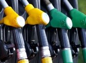 Цены на топливо на украинских АЗС скоро упадут: прогноз Геруса 