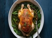 Фаршированная утка украсит любой стол (изображение создано с помощью ИИ)