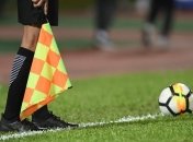 Футболиста арестовали после матча за избиение арбитра (Видео)