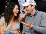 Мила Кунис беременна в третий раз