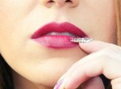 Вот и наступила осень: как защитить губы от холодов