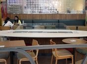 В городах США массово закрываются рестораны и бары