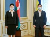 Зеленский и новая посол Азербайджана отметили важность дальнейшего развития сотрудничества