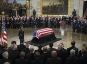 В Вашингтоне простились с Джорджем Бушем-старшим: фото