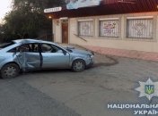 На Одесчине иномарка протаранила магазин, погиб человек