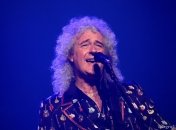 Легендарная группа посвятила новый сингл Стивену Хокингу