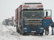 Более 70 человек застряли в пробке на трассе Николаев-Кировоград