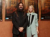 Режиссер Уорвик Торнтон и актриса Кейт Бланшетт на показе фильма "Новенький мальчик"