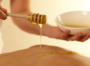 Польза медового массажа для лица и тела