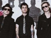 Green Day прокатились по пустыне в новом клипе