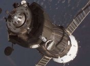 Экипаж корабля "Союз" успешно приземлился в Казахстане