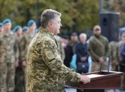 Порошенко: Призывники на фронт не отправляются