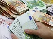 Курс валют он НБУ: Доллар и евро подешевели