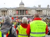 Лондонские "желтые жилеты" столкнулись с полицией
