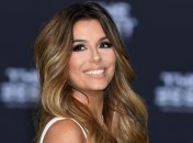 Ева Лонгория показала первый снимок в полный рост после родов