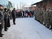 Сводный отряд хмельницких полицейских отправился в зону ООС (Фото)