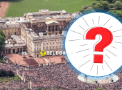 Оба здания выполнены в неоклассическом стиле