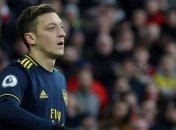 В Китае отменили трансляцию матча Арсенала из-за слов Озила