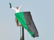 Болельщик арендовал кран, чтобы посмотреть футбол