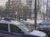 "Она первой полезла": парень, выпрыгнувший с 17 этажа после секса с подругой, пришел в себя