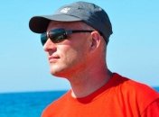 За плечами было более тысячи полетов: в России насмерть разбился парашютист (видео момента)