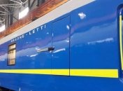 Кравцов показал новые вагоны для поезда Киев-Вена