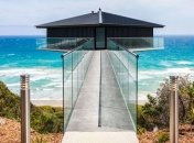 Удивительный дом, который парит над побережьем (Фото)