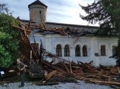 Негода в Кам'янець-Подільському - ураган пошкодив стародавню фортецю (фото, відео)
