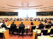 Переговоры о новом руководстве ЕС продолжались всю ночь и возобновятся утром