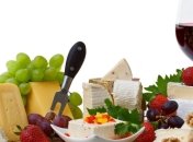 Львовяне съели 7500  тонн сыра и выпили 15000 литров вина